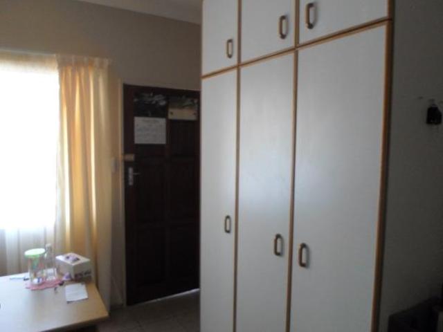 Apartment for sale in Dr Kenneth Kaunda, North West