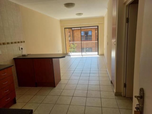 Apartment for rent in Waterkloof, Gauteng