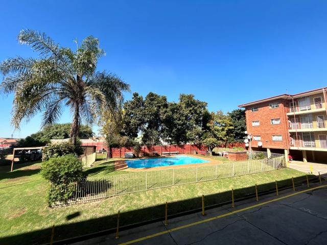 Apartment for sale in Germiston, City of Ekurhuleni Metropolitan Municipality