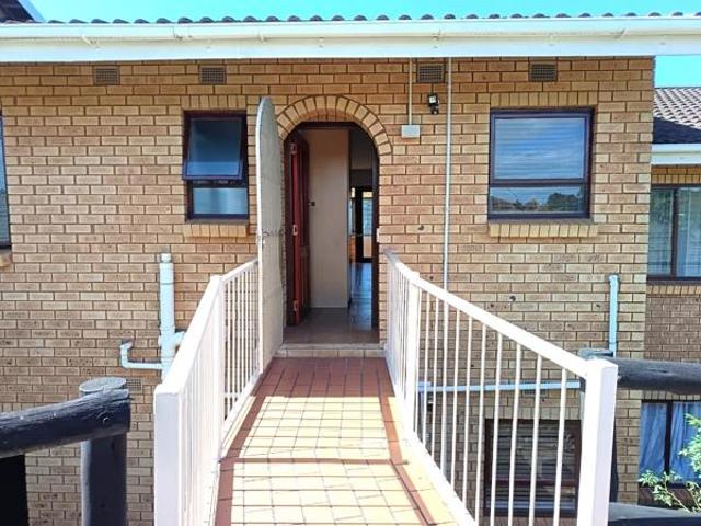 Apartment for rent in Seaview, Kwazulu-natal