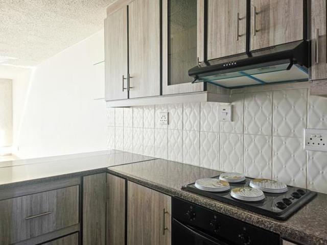 Apartment for rent in Seaview, Kwazulu-natal