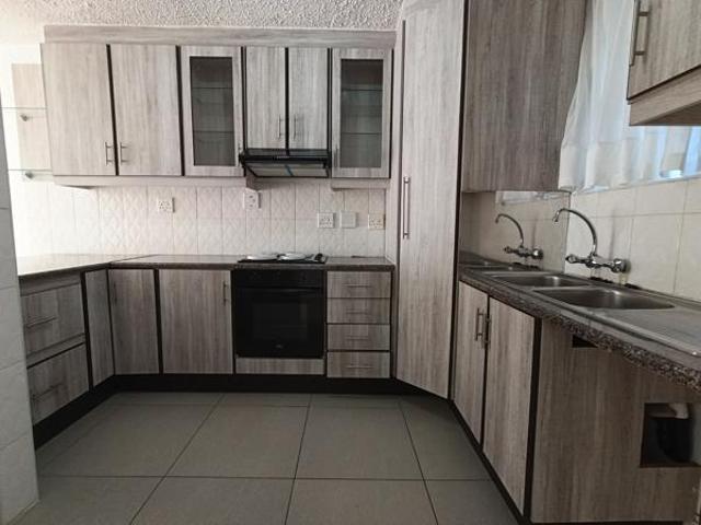 Apartment for rent in Seaview, Kwazulu-natal