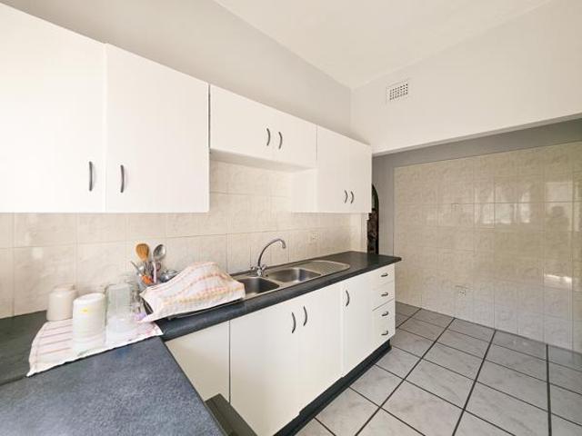 Apartment for rent in Seaview, Kwazulu-natal