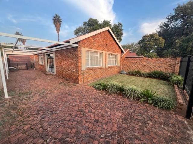 Apartment for rent in Doornpoort, Gauteng