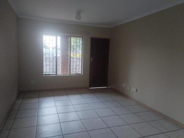 Apartment for rent in Waterkloof, Gauteng