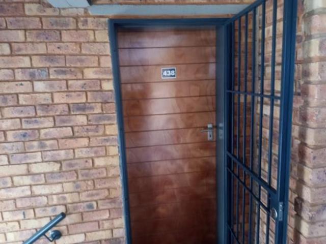 Apartment for rent in Waterkloof, Gauteng
