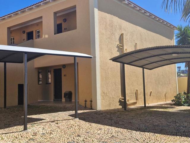 Apartment for sale in Dr Kenneth Kaunda, North West