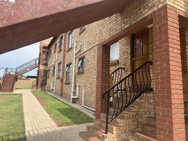 Apartment for sale in Dr Kenneth Kaunda, North West