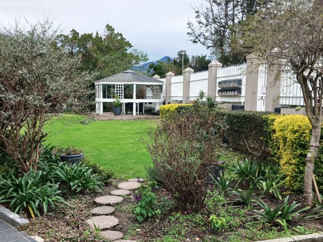 Apartment for sale in Groot Brak Rivier, Western Cape