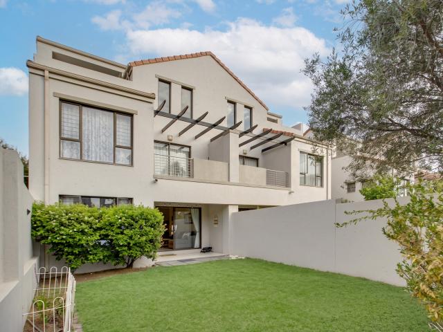Apartment for sale in Alexandra, Gauteng