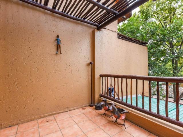 Flat for sale in Vosloorus, Gauteng