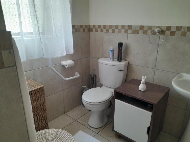 Apartment for sale in Sandton, City of Johannesburg Metropolitan Municipality