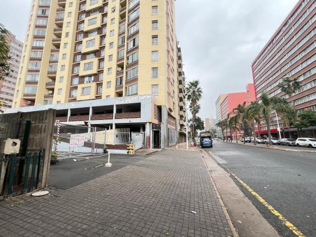 Apartment for sale in Seaview, Kwazulu-natal