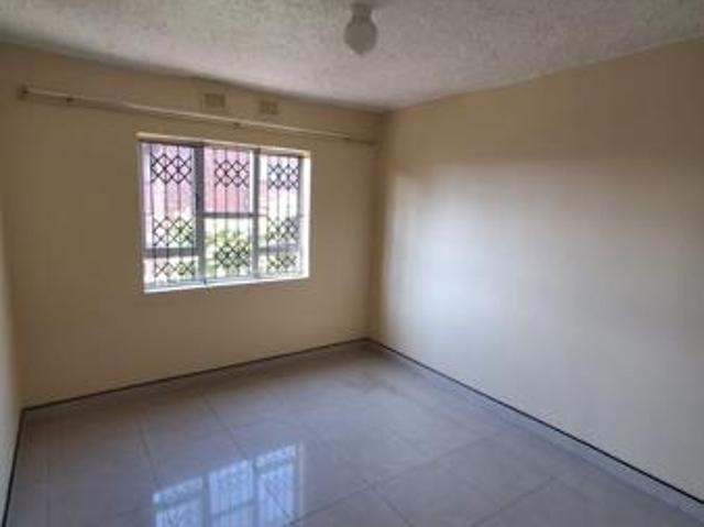 Apartment for rent in Seaview, Kwazulu-natal