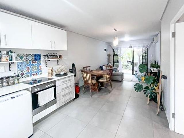 Apartment for rent in Seaview, Kwazulu-natal