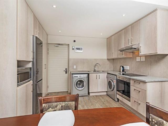Apartment for sale in Cape Town, Western Cape