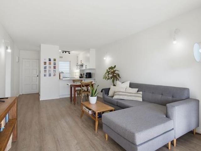 Apartment for sale in Cape Town, Western Cape