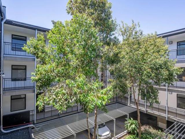 Apartment for sale in Cape Town, Western Cape