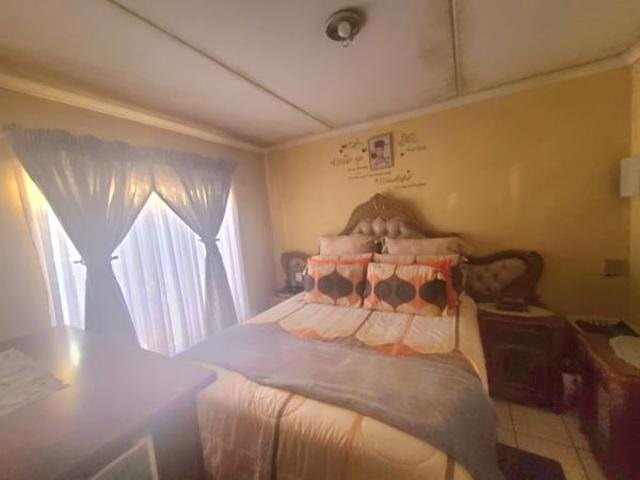 Apartment for sale in eMalahleni, Emalahleni Local Municipality