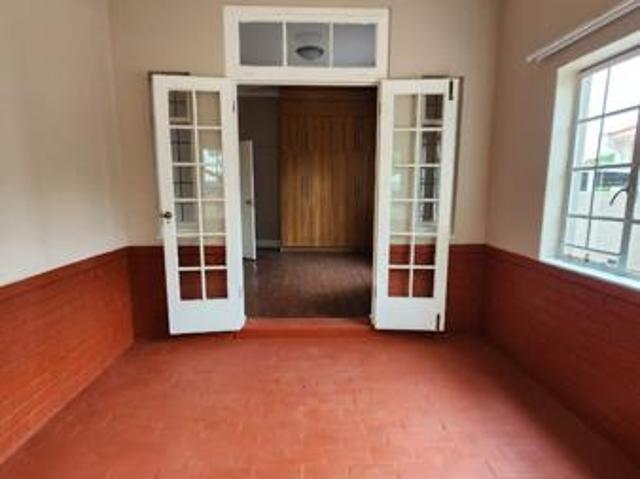 Apartment for rent in Waterkloof, Gauteng