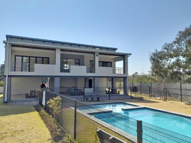 Apartment for sale in Sandton, City of Johannesburg Metropolitan Municipality