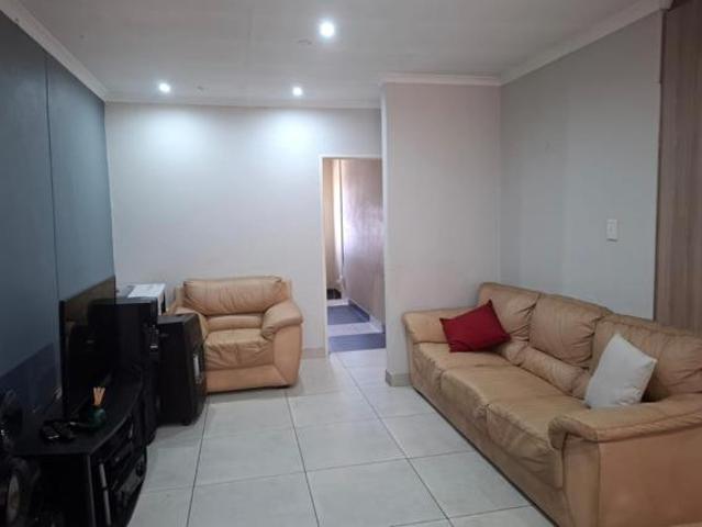 Apartment for rent in Jansenpark, City of Ekurhuleni Metropolitan Municipality