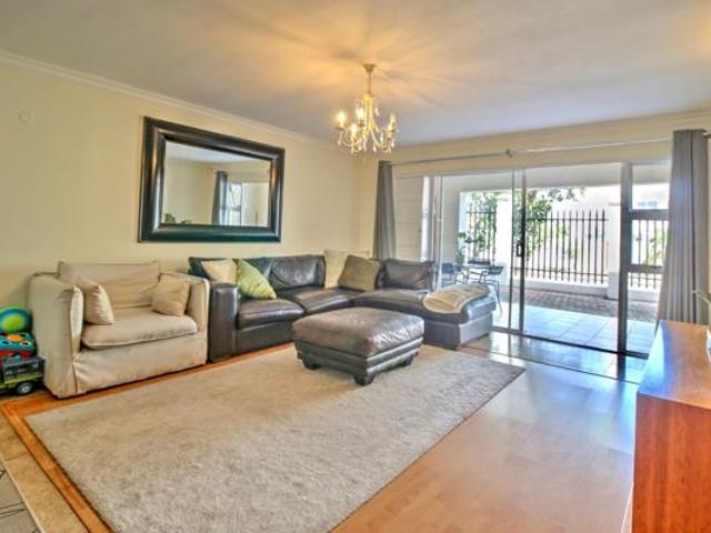 Apartment for sale in Cape Town, Western Cape
