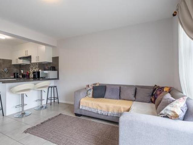 Apartment for sale in Cape Town, Western Cape