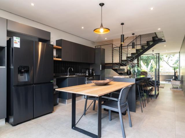 Apartment for sale in Princess Grant, Kwazulu-natal
