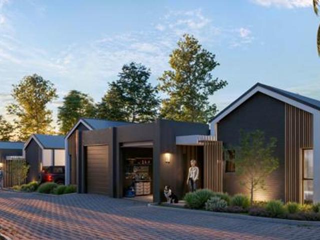 Apartment for sale in Princess Grant, Kwazulu-natal