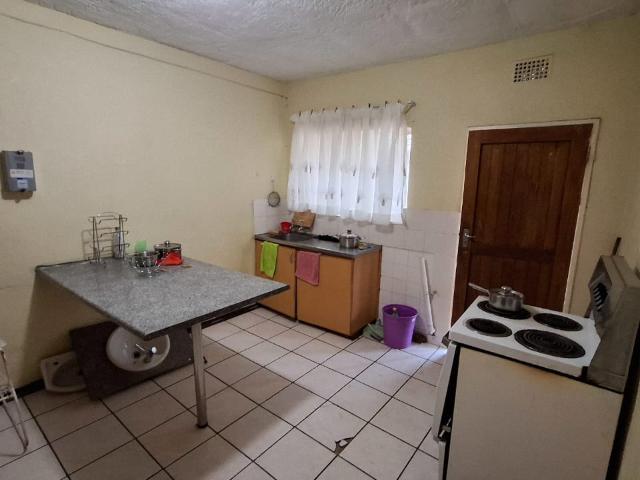 Apartment for sale in Dr Kenneth Kaunda, North West