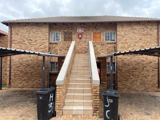 Apartment for rent in Vosloorus, Gauteng