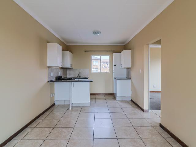 Apartment for sale in Vosloorus, Gauteng