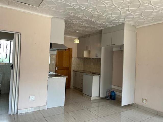 Apartment for sale in Hartbeespoort Dam Nature Reserve, North West