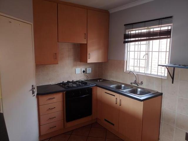 Apartment for rent in Waterkloof, Gauteng
