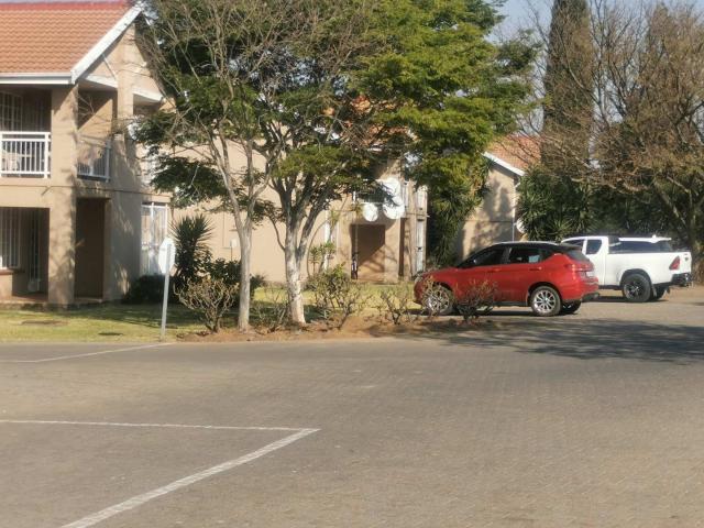 Apartment for sale in Waterkloof, Gauteng