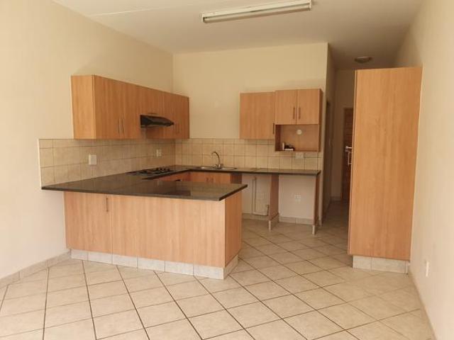 Apartment for rent in Waterkloof, Gauteng