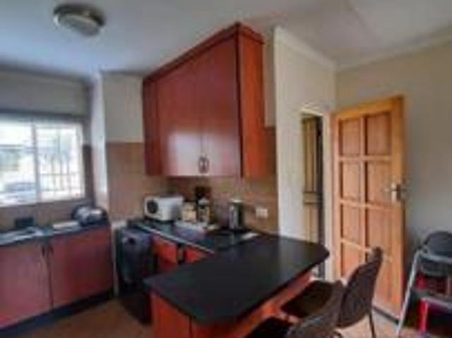 Apartment for rent in Waterkloof, Gauteng