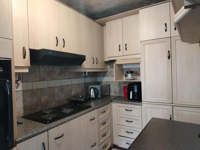 Apartment for sale in UMhlathuze Municipality, Kwazulu-natal