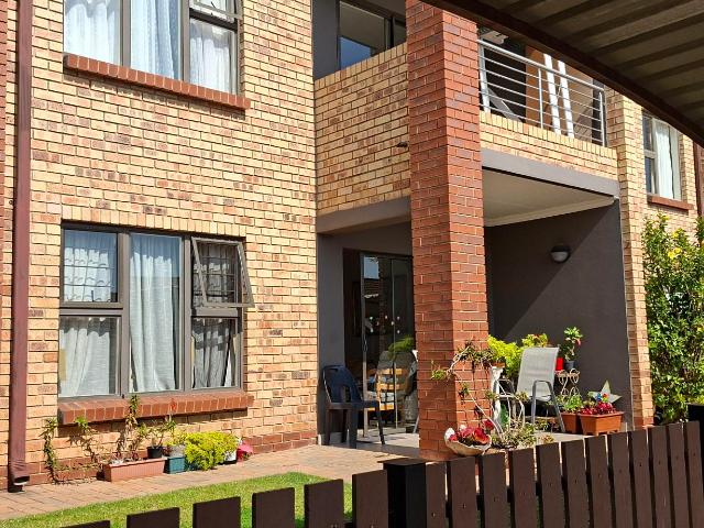Apartment for sale in Waterkloof, Gauteng