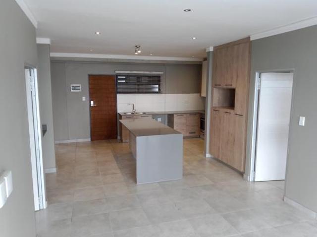Apartment for rent in Waterkloof, Gauteng