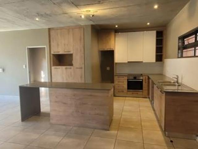 Apartment for rent in Waterkloof, Gauteng