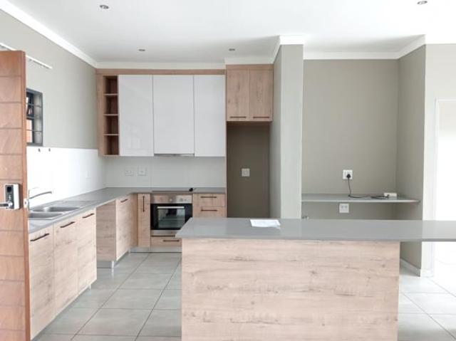 Apartment for rent in Waterkloof, Gauteng