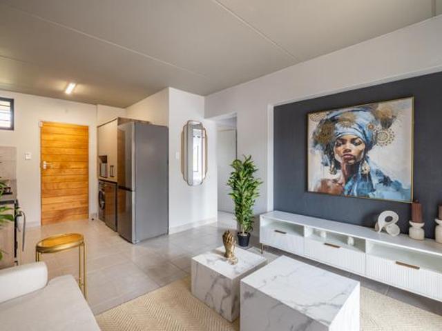 Apartment for rent in Waterkloof, Gauteng
