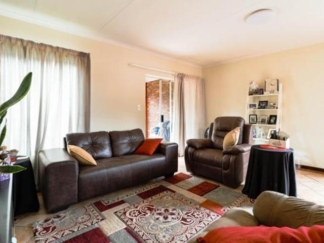 Apartment for rent in Waterkloof, Gauteng