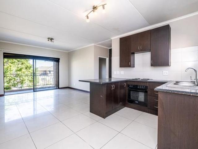 Apartment for sale in Vosloorus, Gauteng
