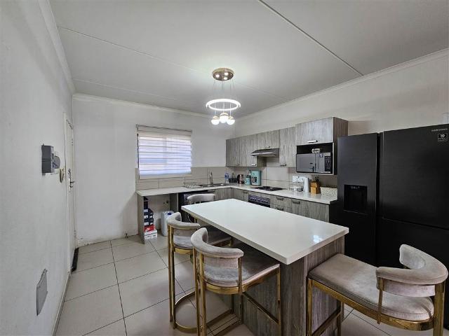 Apartment for sale in Tembisa, Gauteng