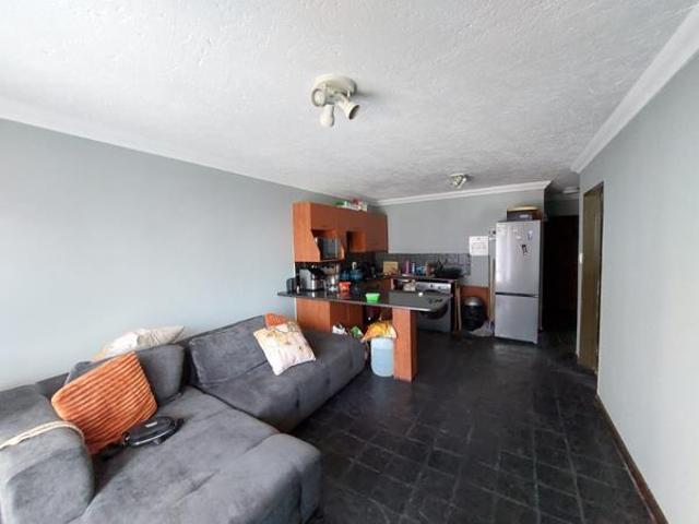 Apartment for rent in Vosloorus, Gauteng