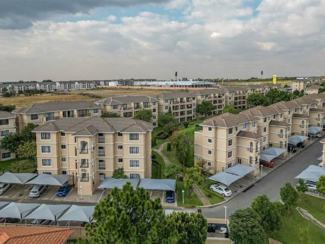 Apartment for sale in Vosloorus, Gauteng