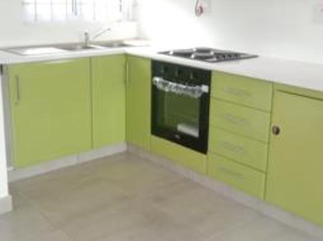 Apartment for rent in Seaview, Kwazulu-natal